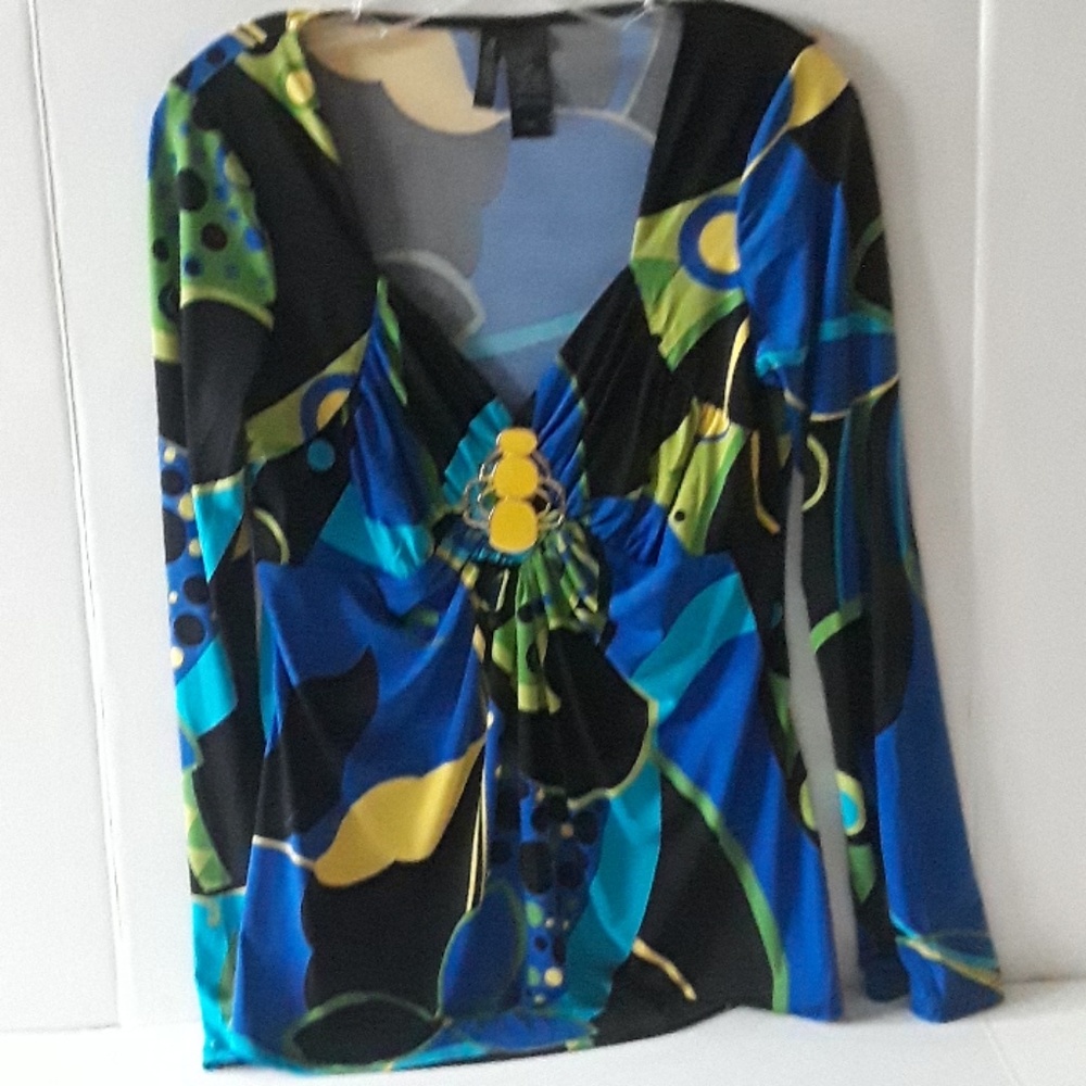 Gorgeous Bisou Bisou V Neck Blouse MM